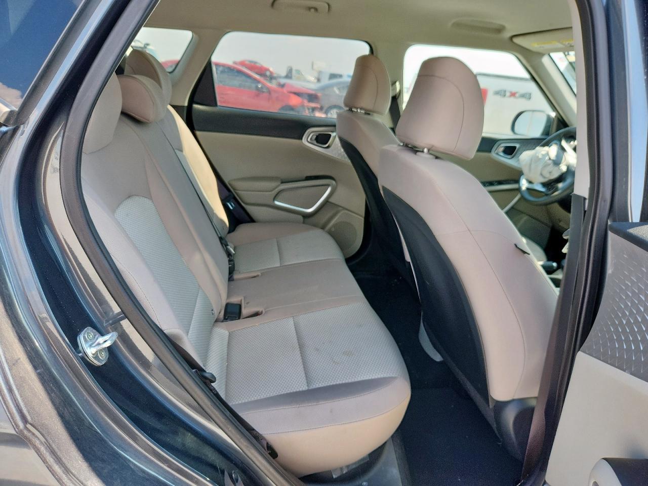 2022 KIA SOUL