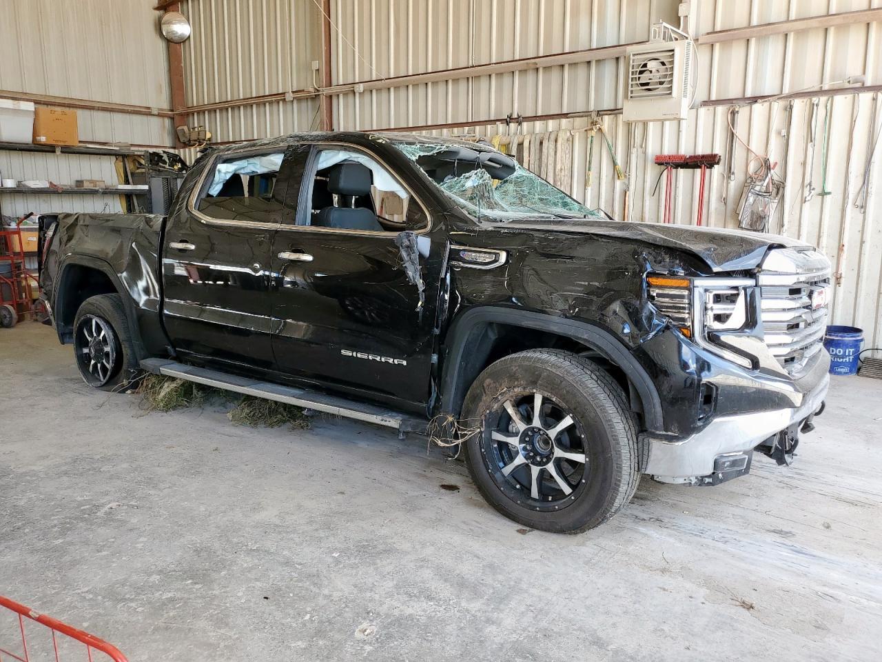 2023 GMC Sierra