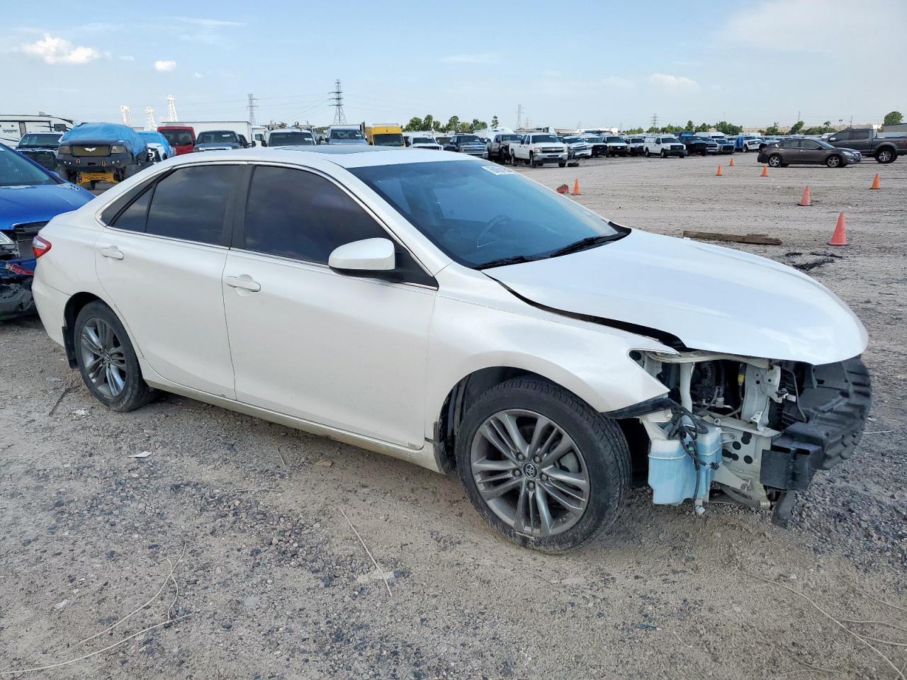 2015 TOYOTA CAMRY