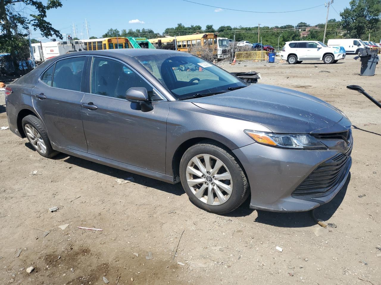 2018 TOYOTA CAMRY