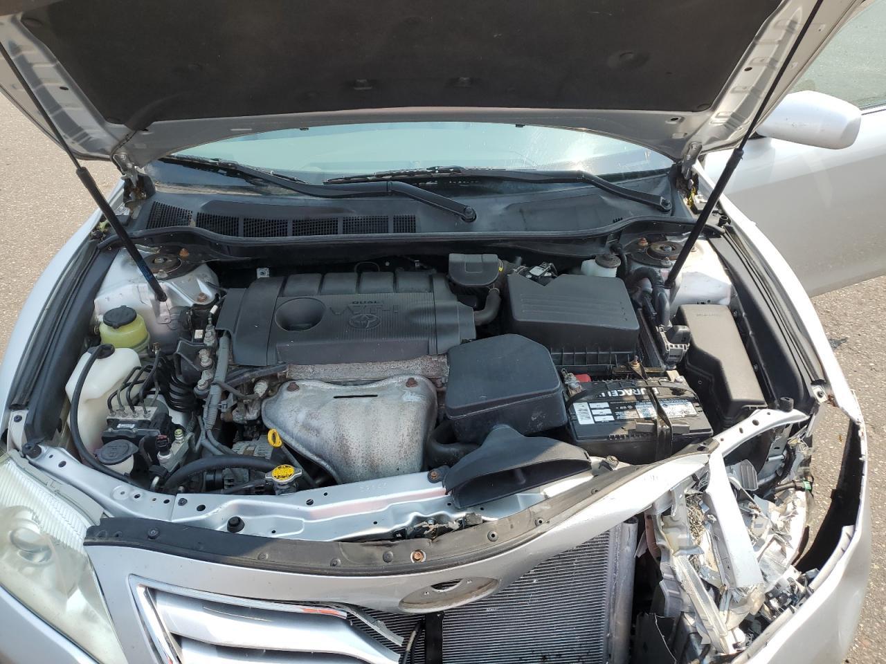 2011 TOYOTA CAMRY