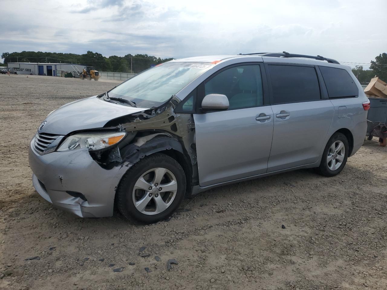 2015 TOYOTA SIENNA