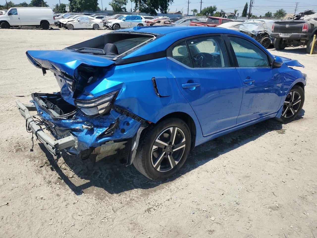 2024 NISSAN SENTRA