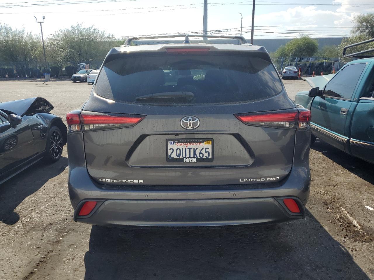 2020 TOYOTA HIGHLANDER