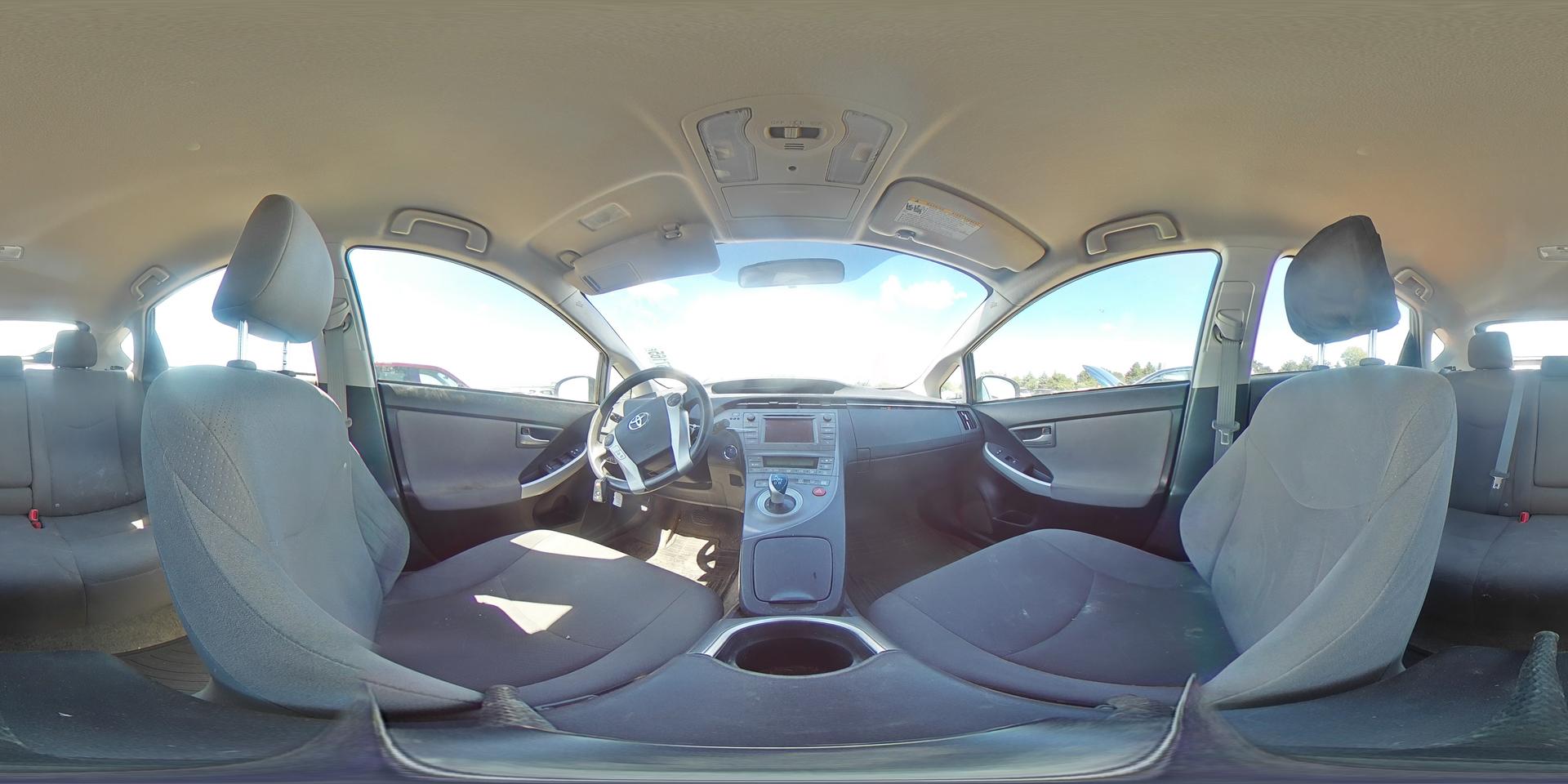 2015 TOYOTA PRIUS
