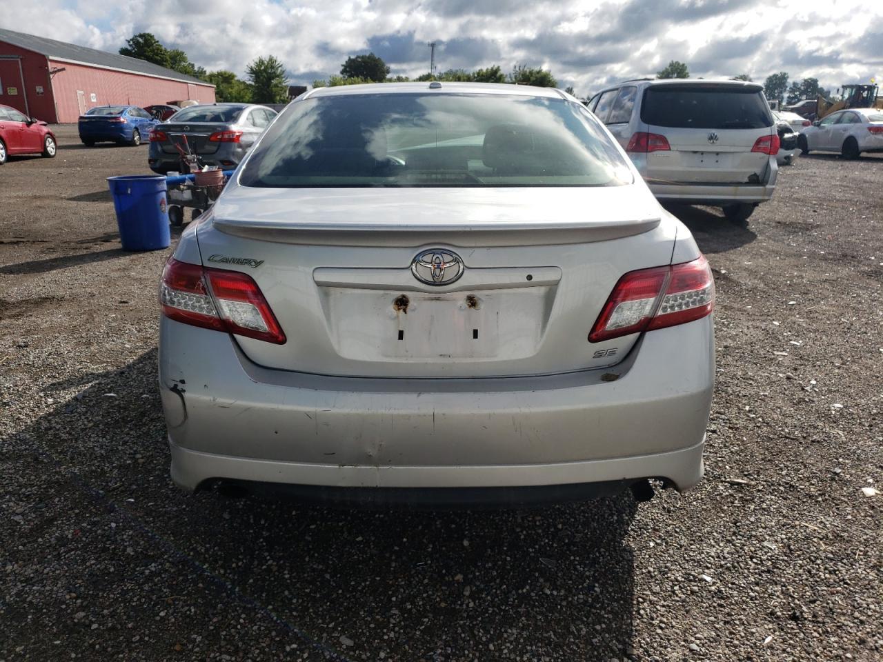 2010 TOYOTA CAMRY