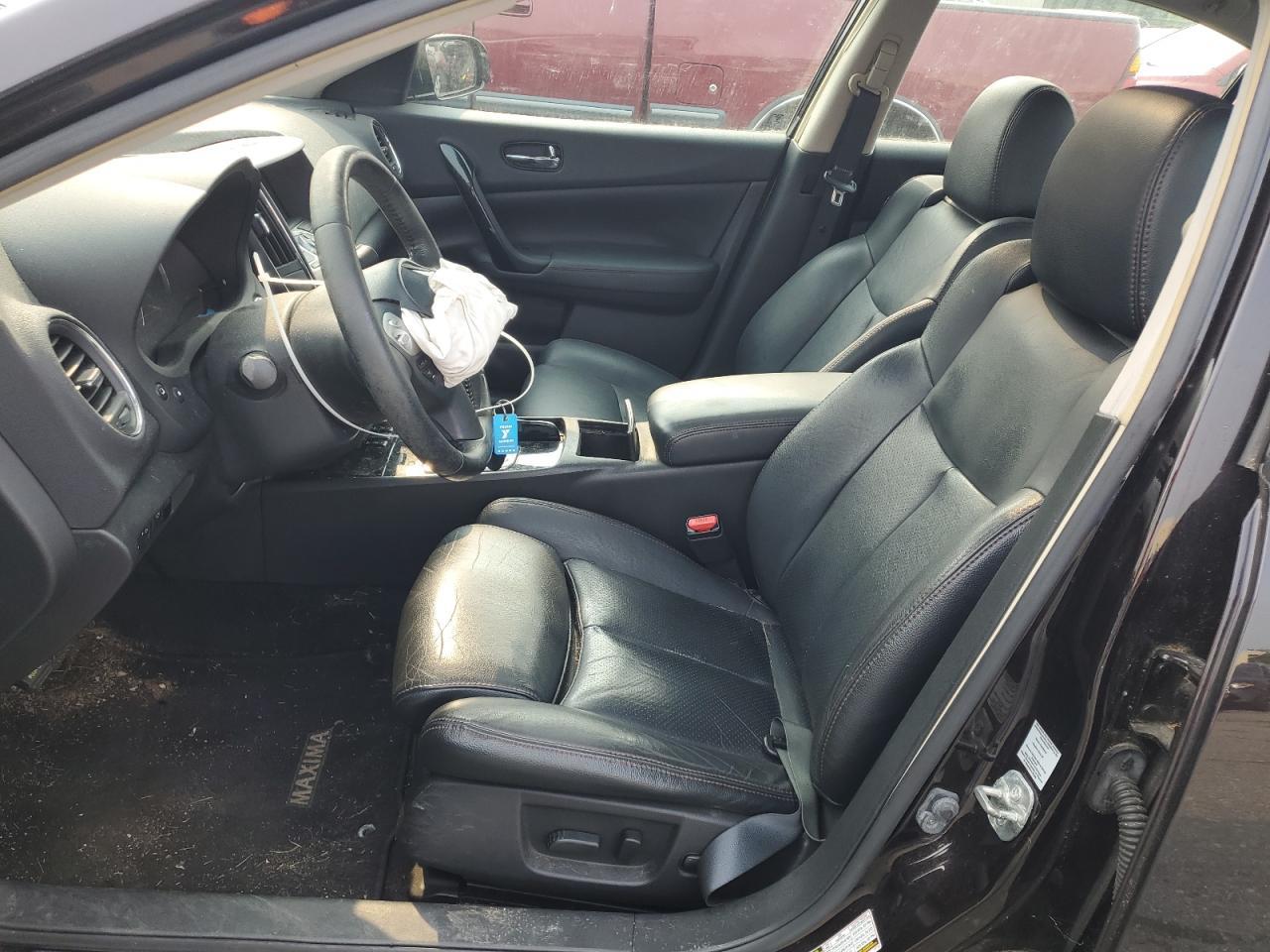 2011 NISSAN Maxima