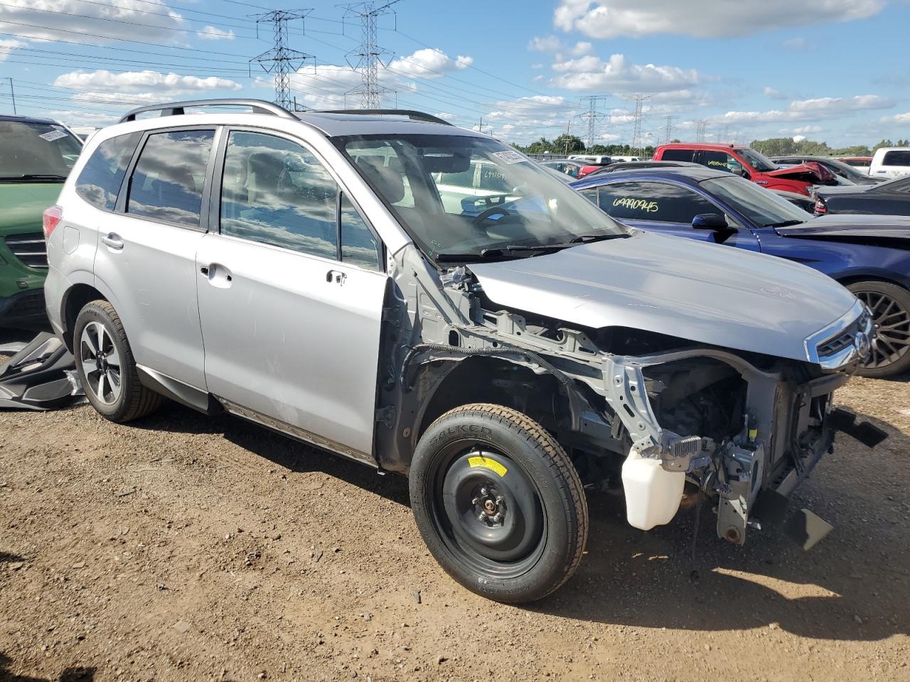 2018 SUBARU FORESTER