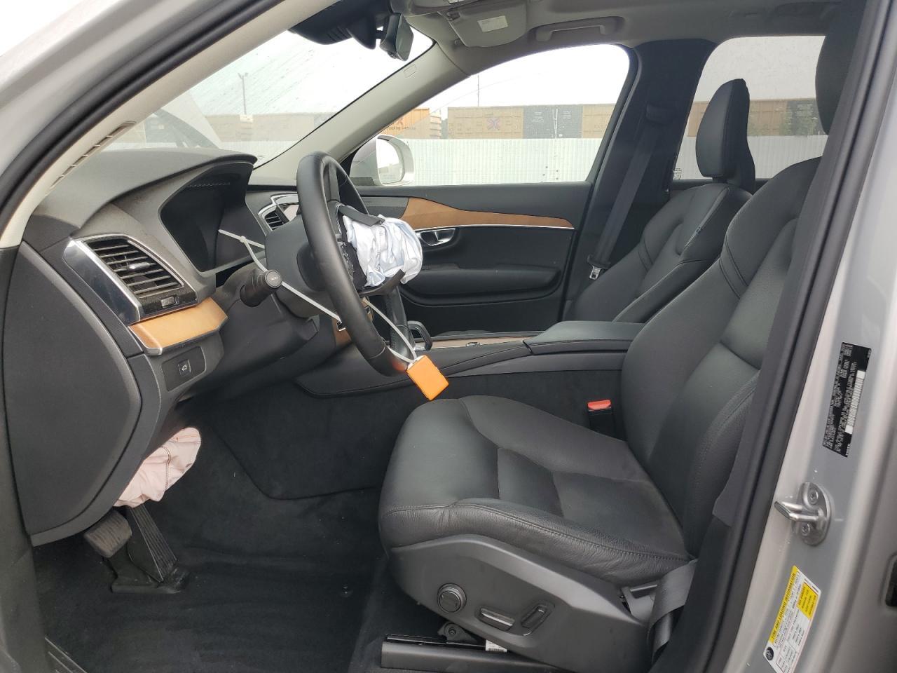 2024 VOLVO XC90