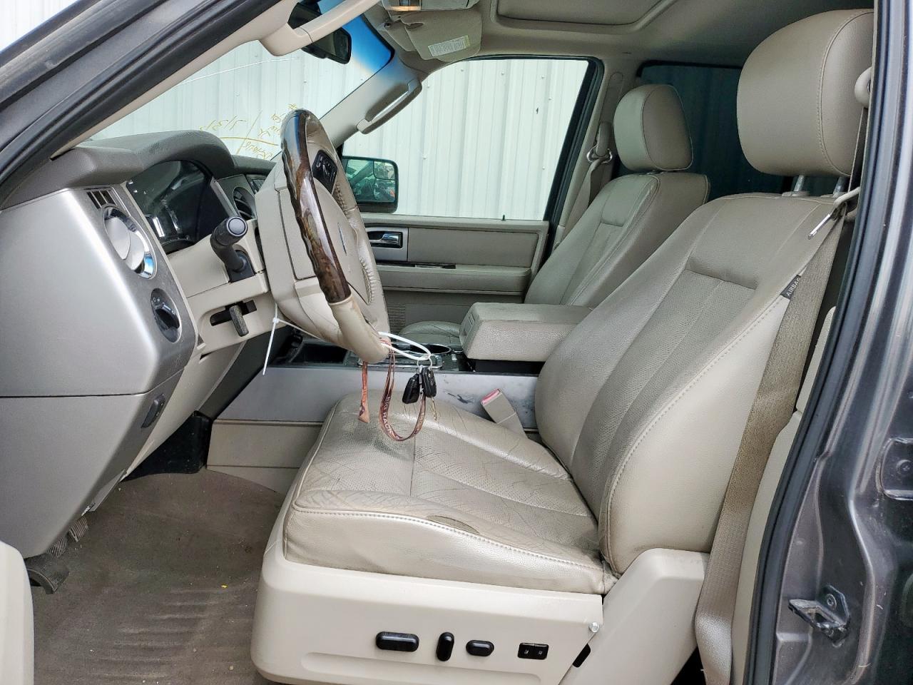 2013 FORD Expedition