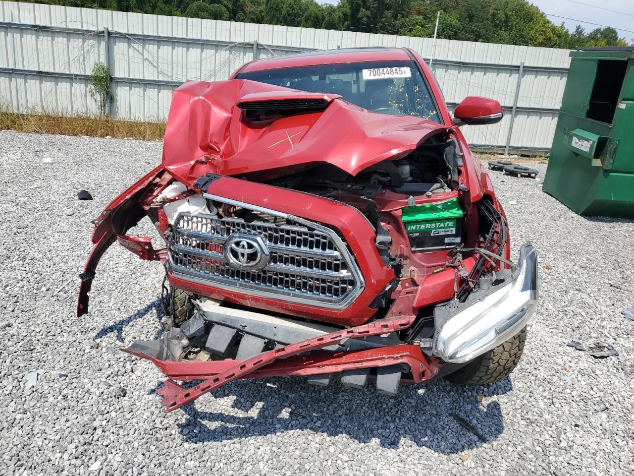 2016 TOYOTA TACOMA
