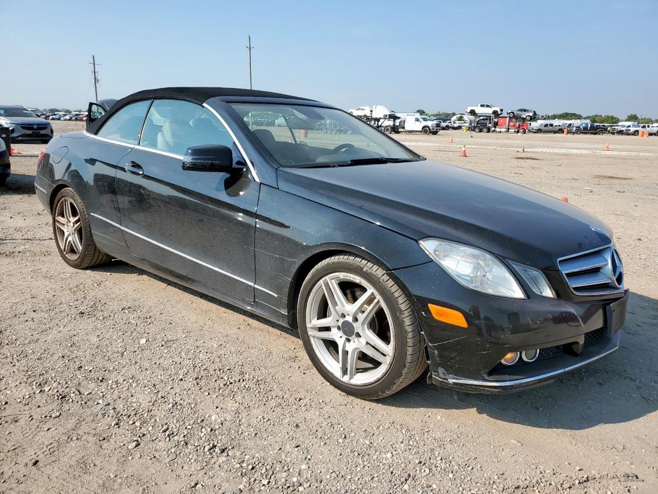 2011 MERCEDES-BENZ E-Class