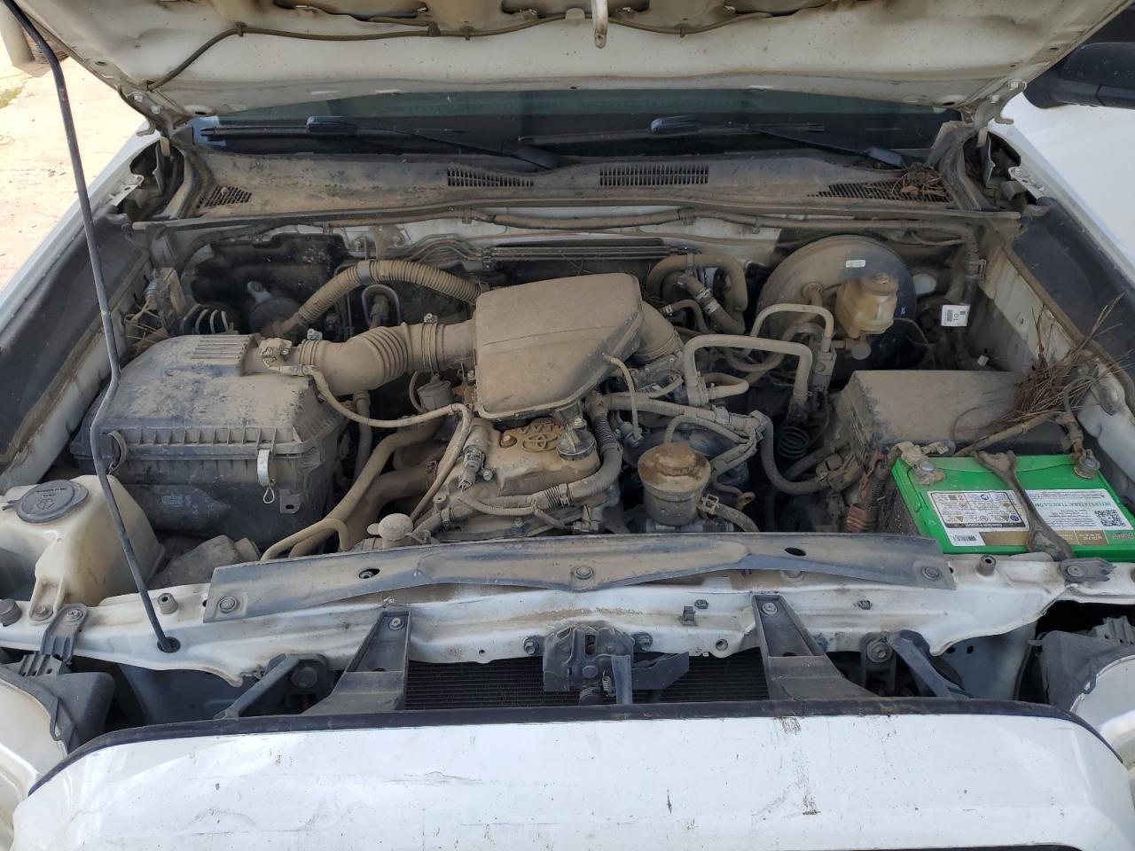 2016 TOYOTA TACOMA