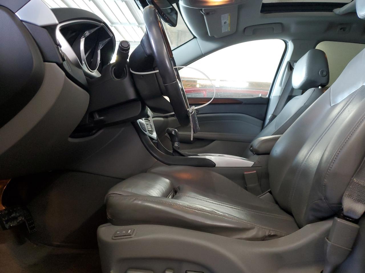 2011 CADILLAC SRX
