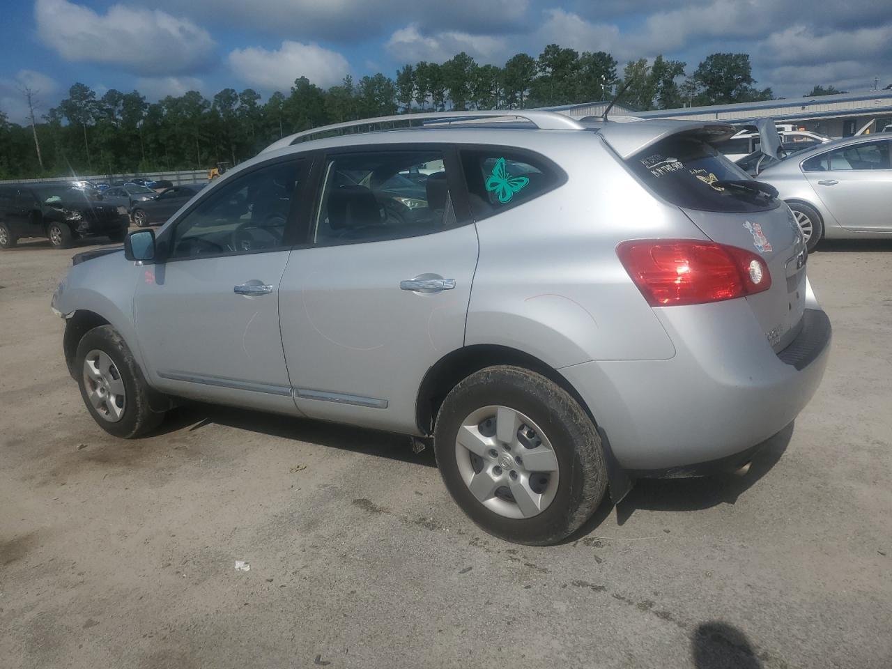 2015 NISSAN ROGUE