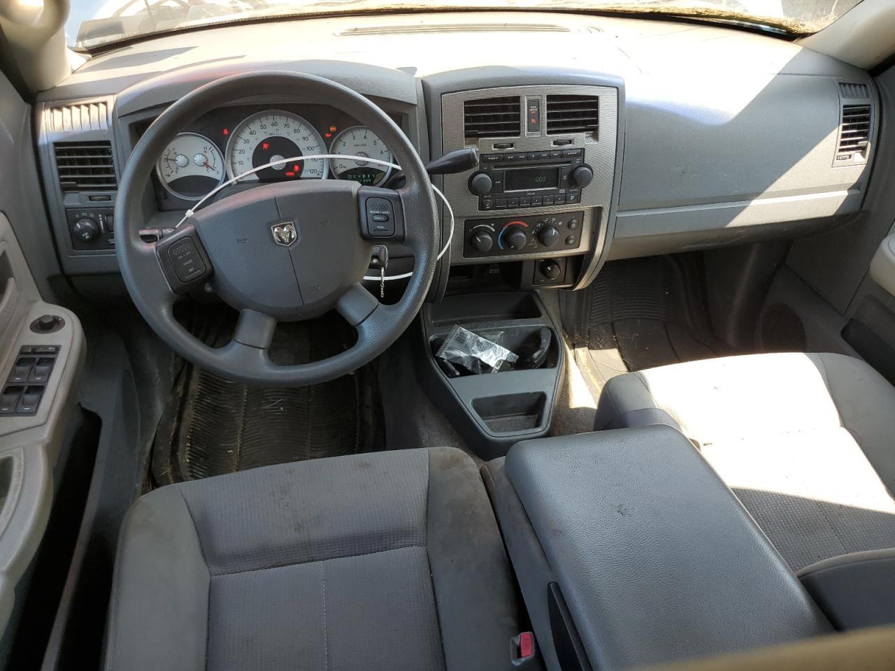 2006 DODGE Dakota