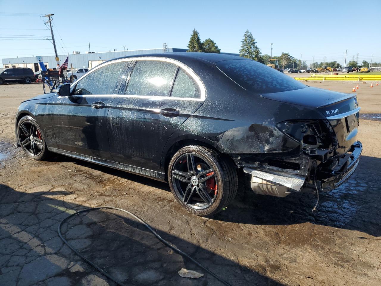 2017 MERCEDES-BENZ E-Class