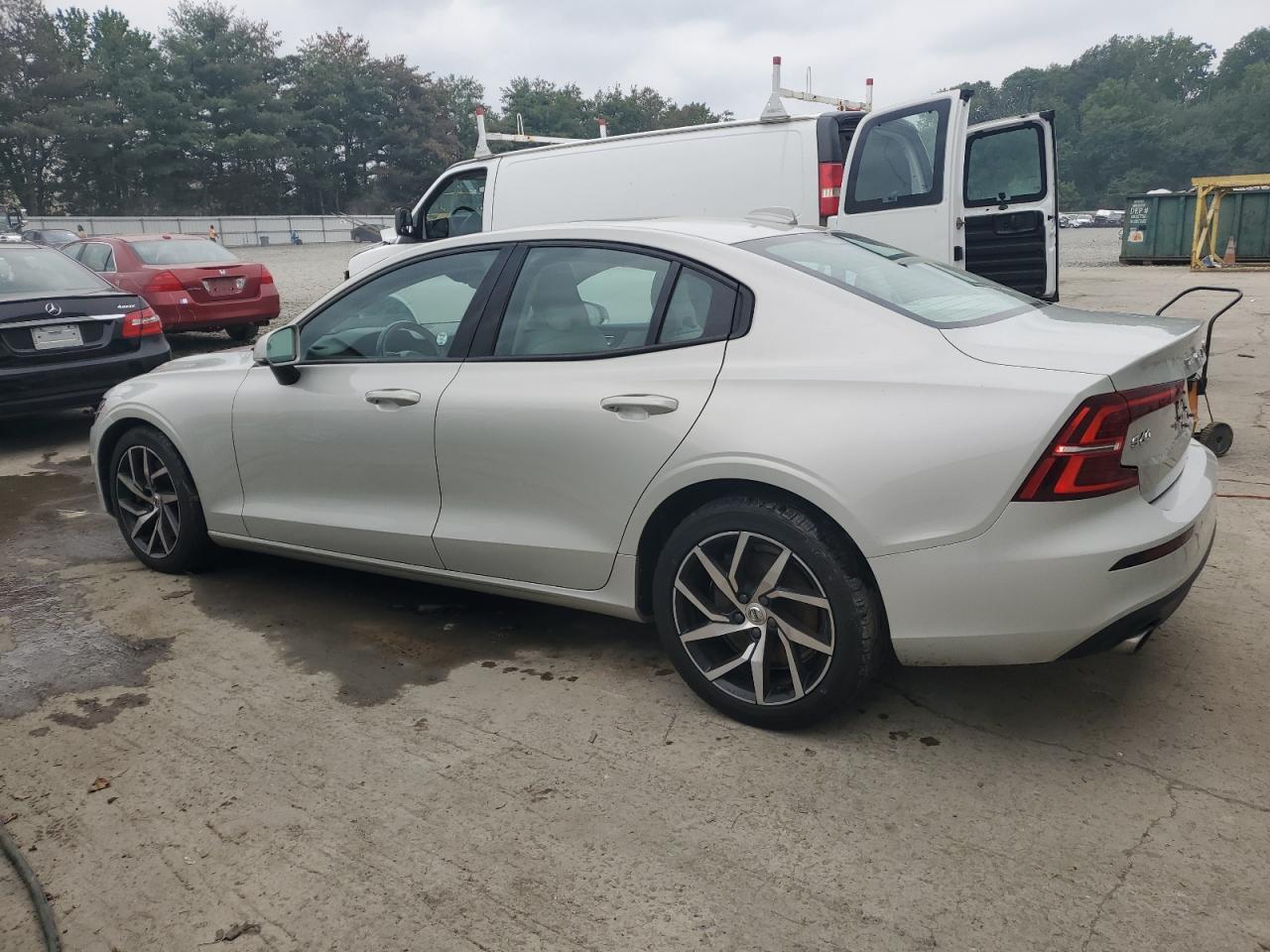 2020 VOLVO S60