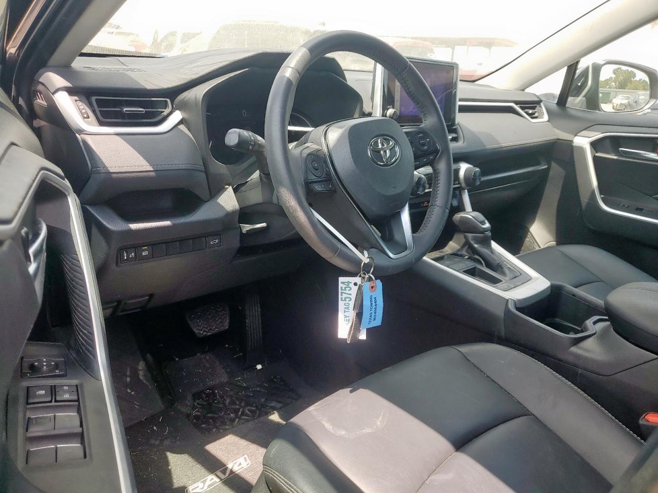 2024 TOYOTA RAV4