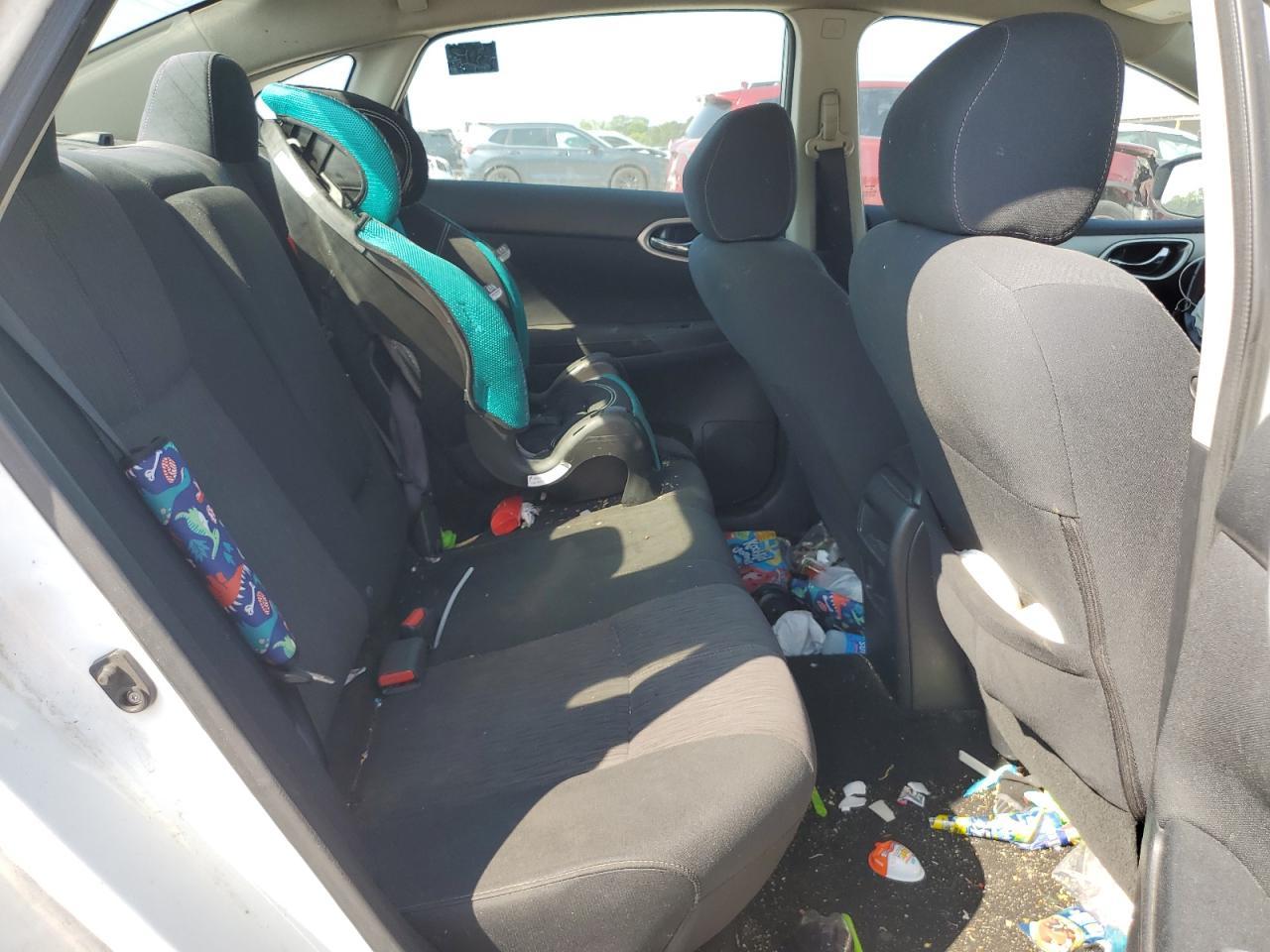 2015 NISSAN SENTRA