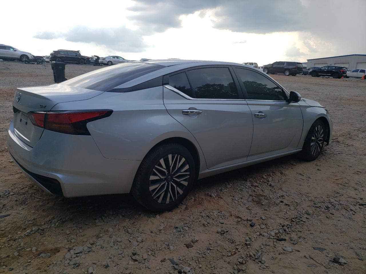 2023 NISSAN ALTIMA