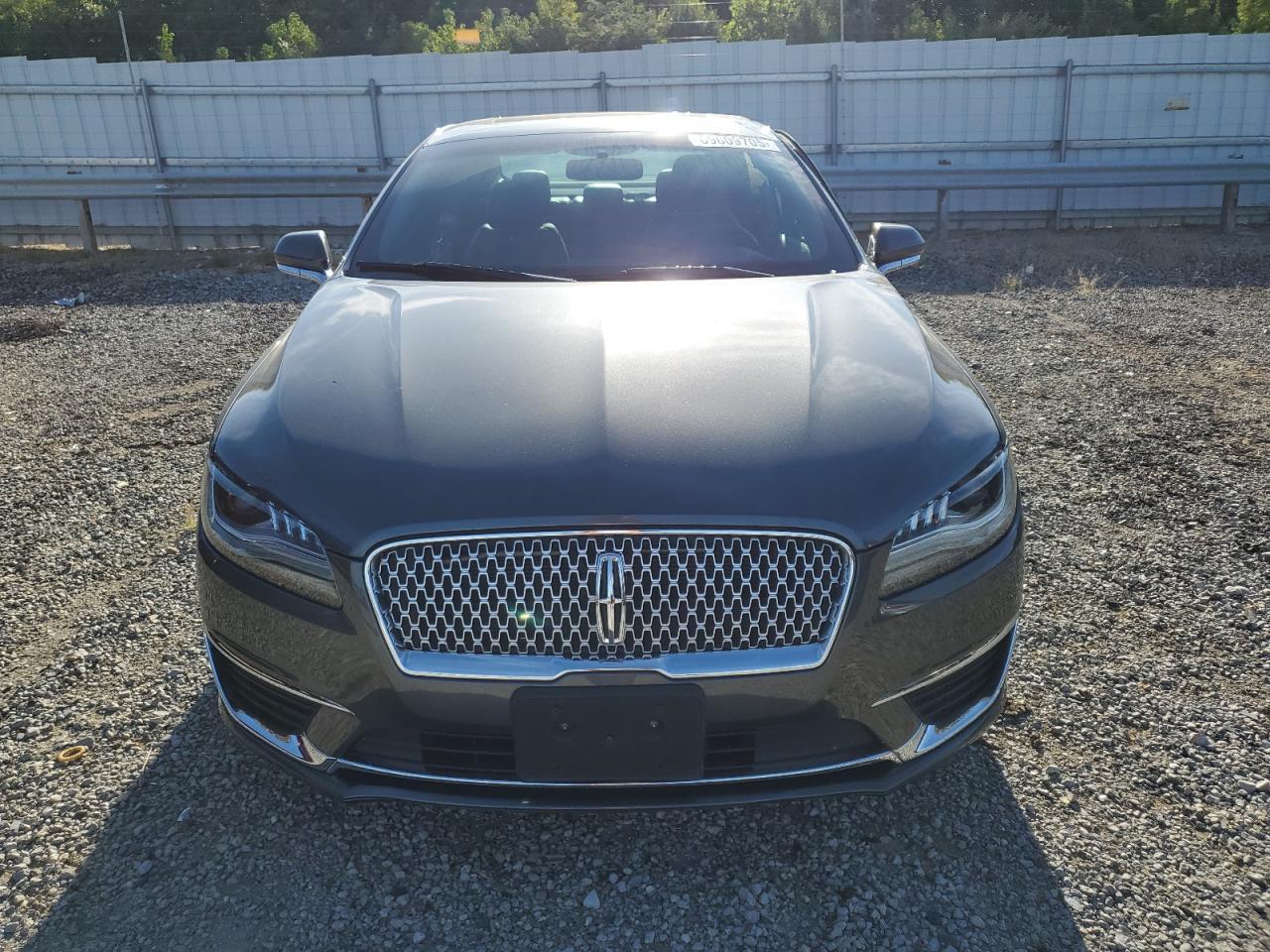 2017 LINCOLN MKZ
