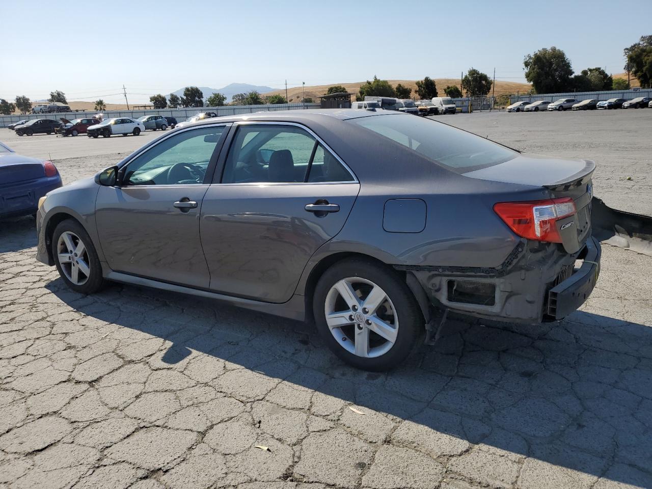 2012 TOYOTA CAMRY