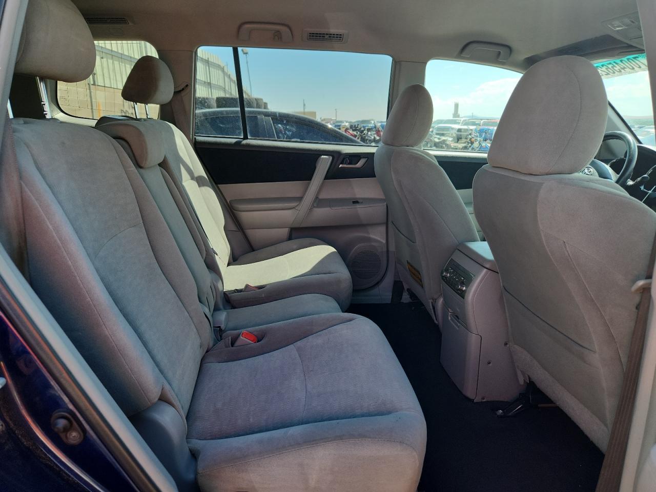 2013 TOYOTA HIGHLANDER