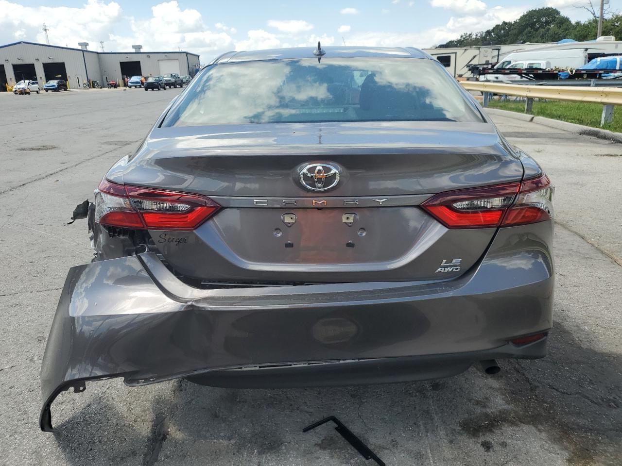 2023 TOYOTA CAMRY