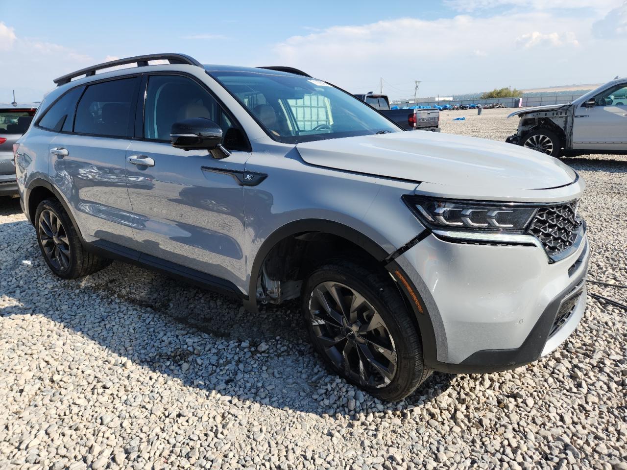 2022 KIA SORENTO