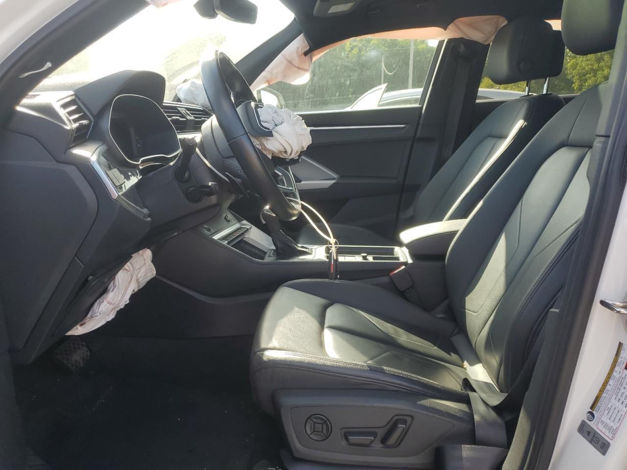 2023 AUDI Q3