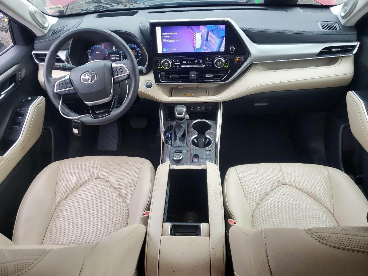 2024 TOYOTA HIGHLANDER