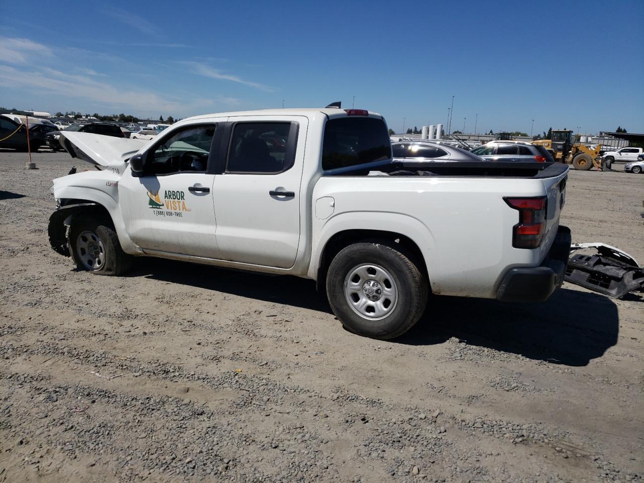 2024 NISSAN Frontier