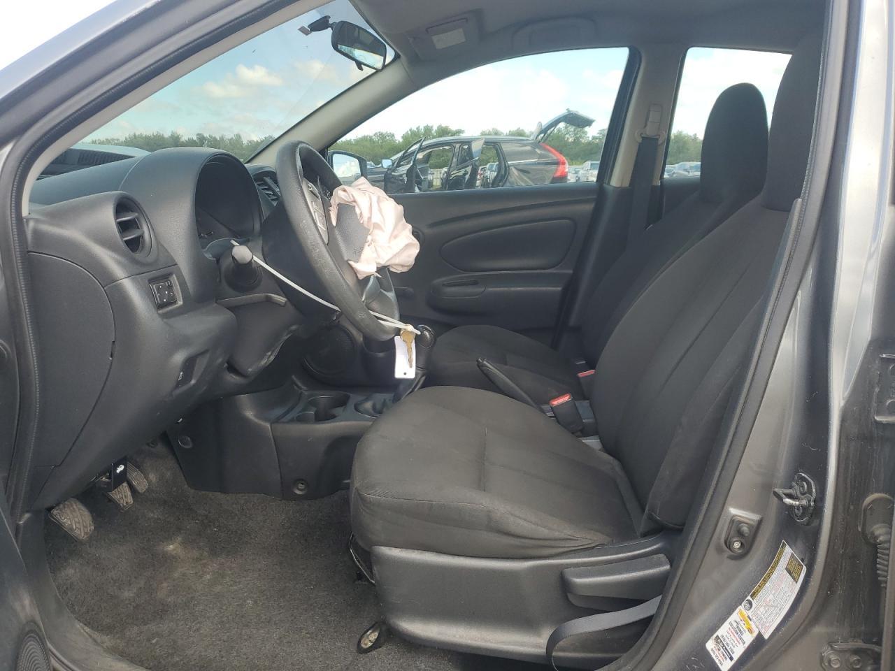 2016 NISSAN VERSA