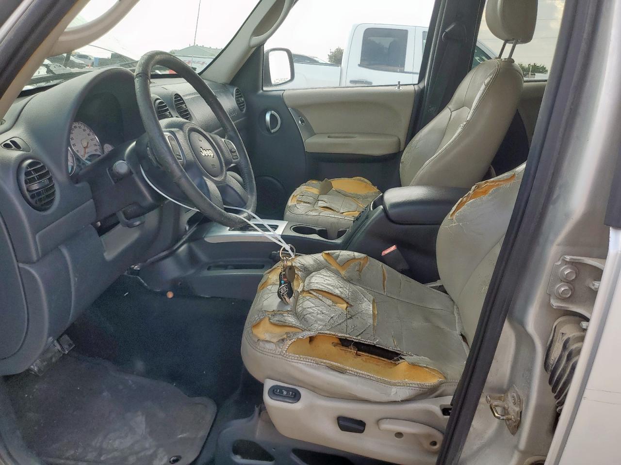 2003 JEEP Liberty