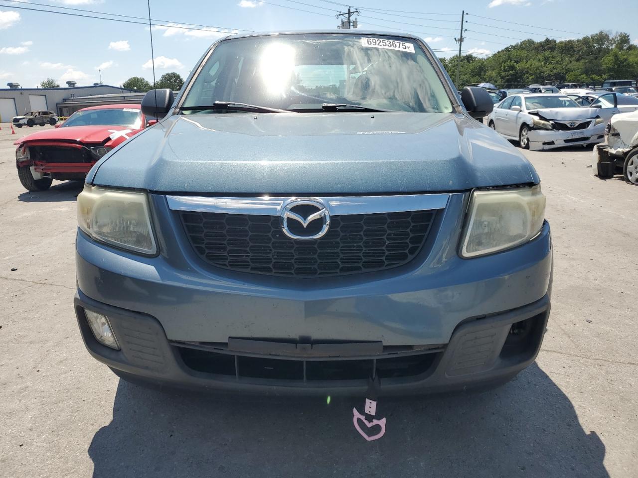 2011 MAZDA Tribute