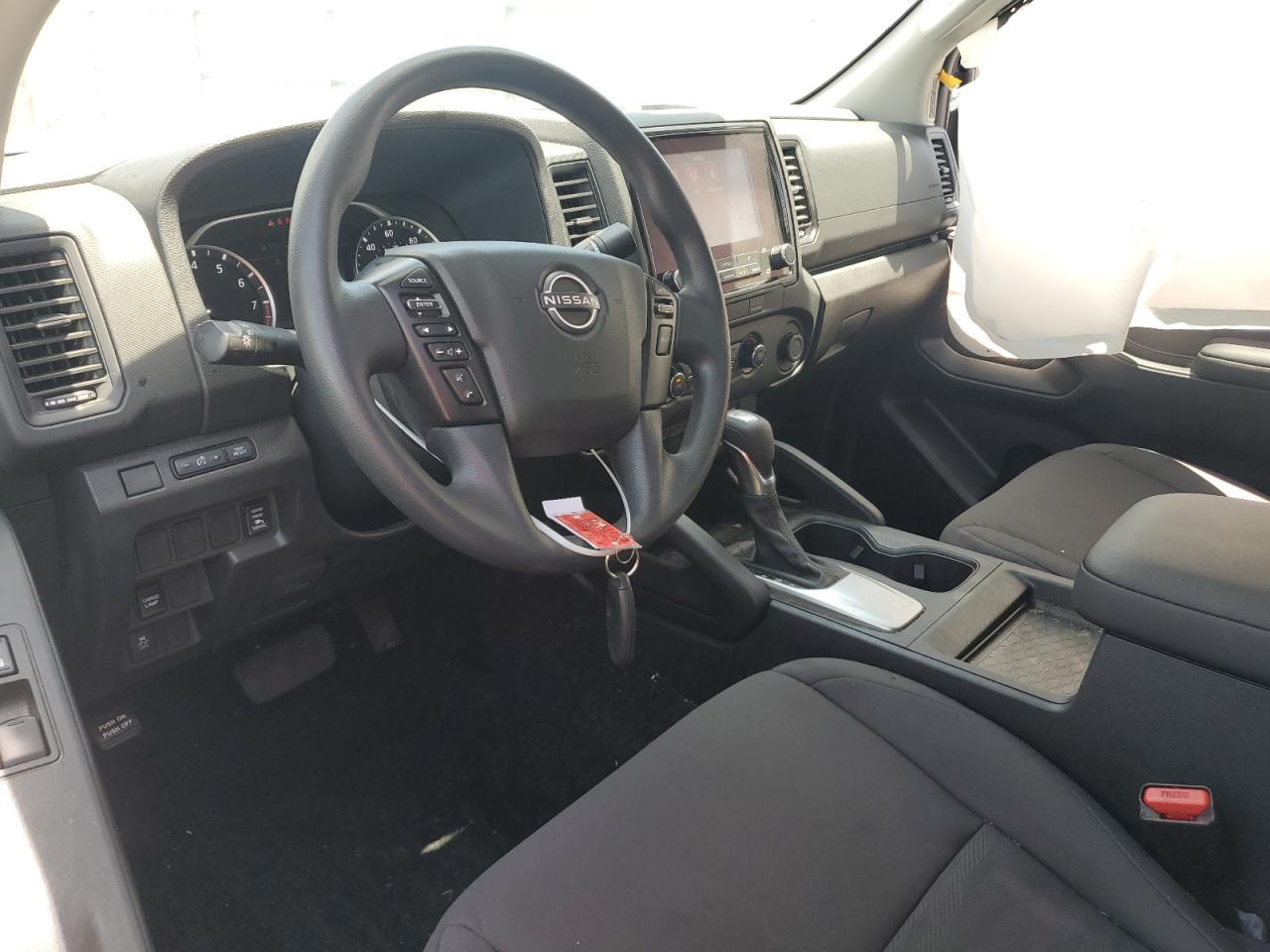 2024 NISSAN Frontier