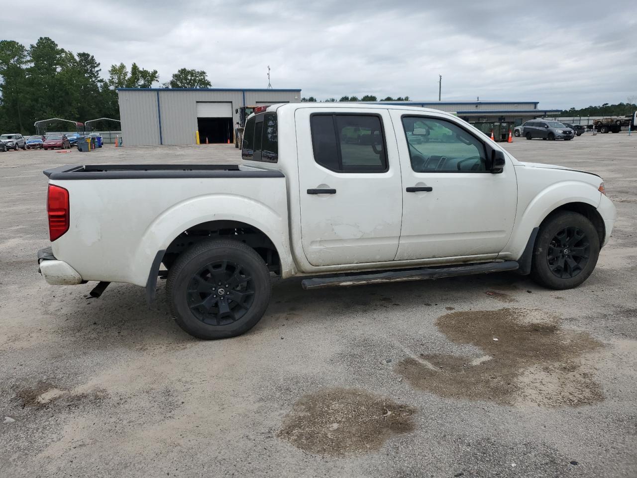 2020 NISSAN Frontier