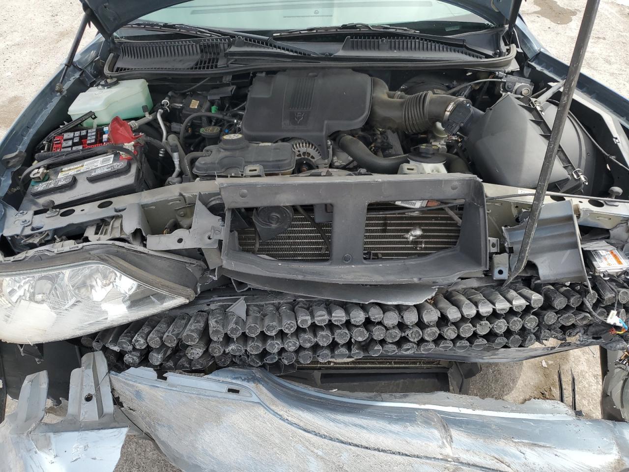 2004 LINCOLN Town Car