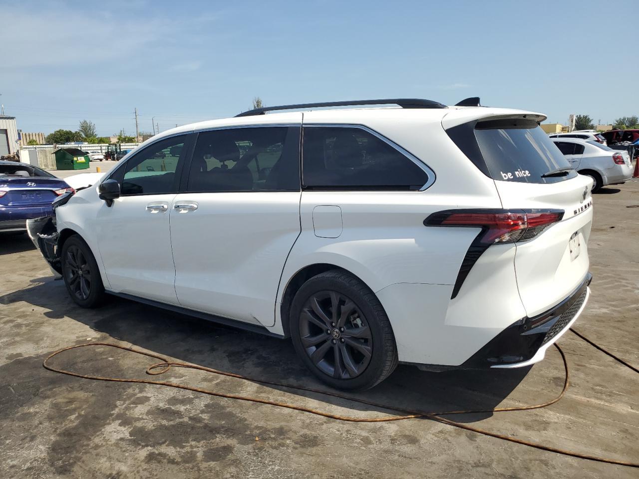 2022 TOYOTA SIENNA