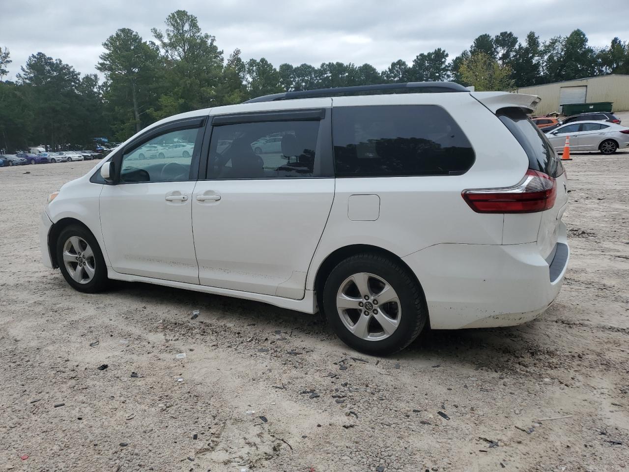 2018 TOYOTA SIENNA