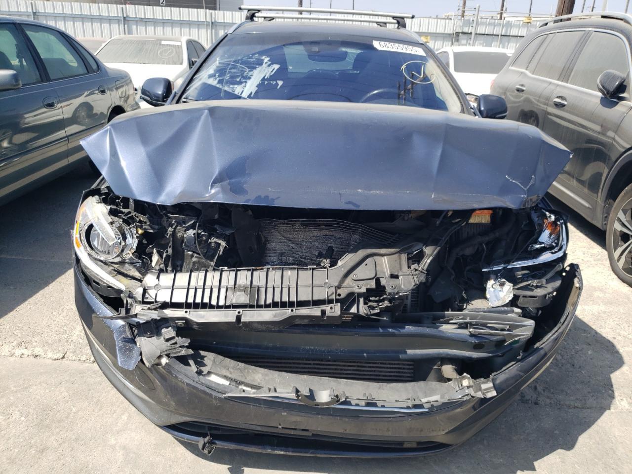 2015 VOLVO V60