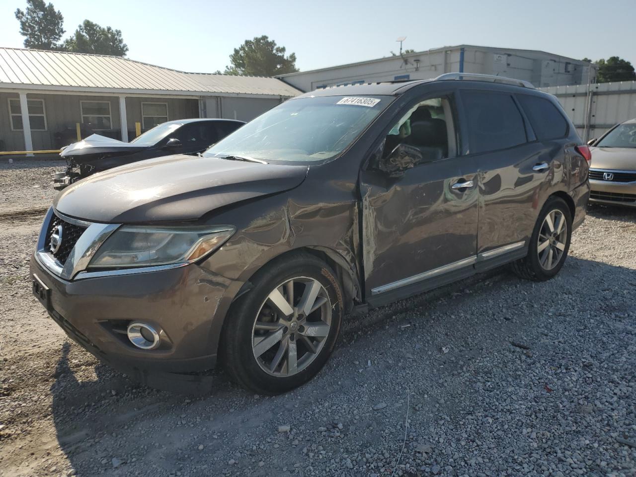 2016 NISSAN PATHFINDER