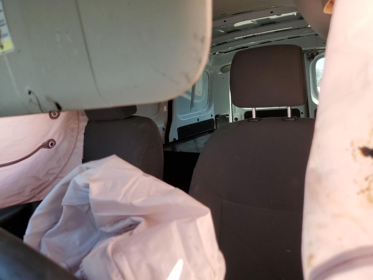 2014 NISSAN NV 200
