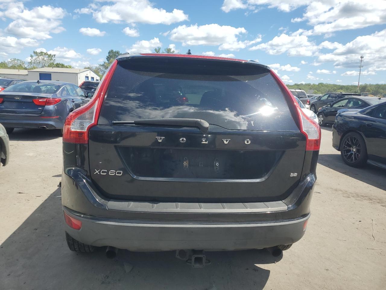 2010 VOLVO XC60