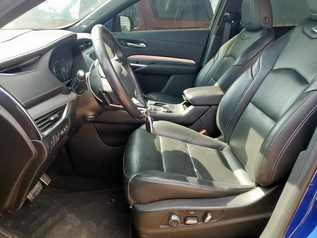2023 CADILLAC XT4