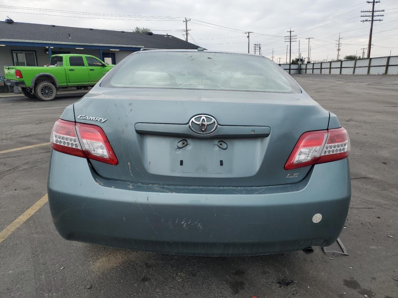 2011 TOYOTA CAMRY