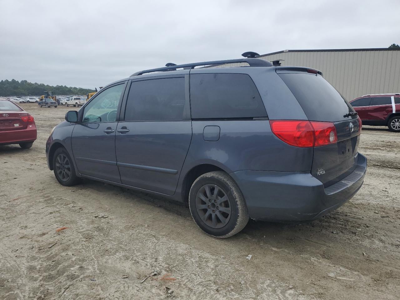2008 TOYOTA SIENNA