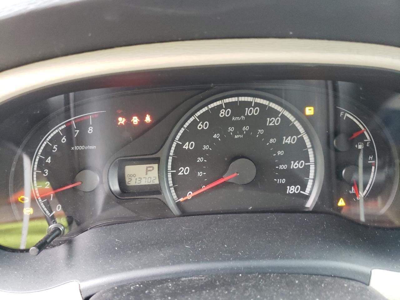 2011 TOYOTA SIENNA