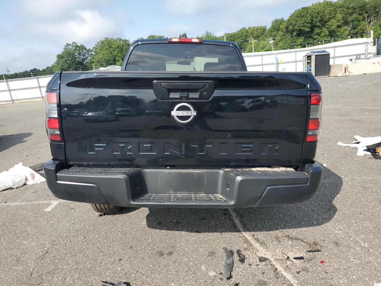 2024 NISSAN Frontier